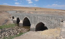 Diyarbakır’da asırlara meydan okuyan iki köprü