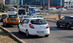 Diyarbakır’daki sürücüler Ekspres mikrofonuna konuştu: Çözüm tramvay