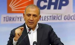 Kayyum olarak atanan Gürsel Tekin CHP’den ihraç edildi