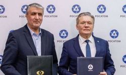İran, Rusya ile 25 milyar dolarlık nükleer santral anlaşması imzaladı