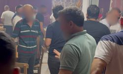 Emlak ofisi görünümlü kumarhaneye baskın: 2'si kadın 49 kişi yakalandı