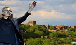 Zülfü Livaneli Diyarbakır’da: Sur için UNESCO elçiliğini bıraktım