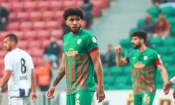 SON DAKİKA: Amedspor, Fransız futbolcu ile yollarını ayırdı