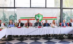 Amedspor’un yeni yönetimi ve hocası ilk kez basın önünde