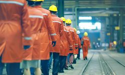 Milyonları ilgilendiren zam kararı açıklandı! O ülkede 2026 asgari ücret belli oldu