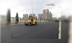 Diyarbakır’da 3 caddeye 22 bin ton asfalt serildi