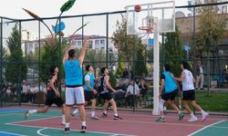 Diyarbakır'da Rezan Cup ile basketbol turnuvası başladı