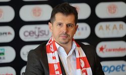 Antalyaspor Emre Belözoğlu ile yollarını ayırdı