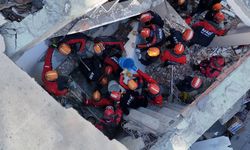 Gebze’de çöken bina: Bir kişinin cansız bedeni çıkarıldı