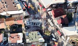 Gebze'de çöken bina havadan görüntülendi