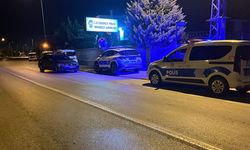 Husumetlisini sırtından bıçaklayarak öldürdü