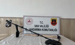 İzinsiz define arayanlar suçüstü yakalandı