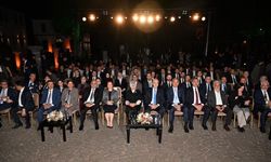 Kurtulmuş, Diyarbakır İçkale’de Medeniyetler Korosu'nu dinledi