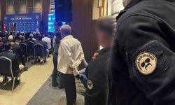 Kurtulmuş’un Diyarbakır toplantısında skandal görüntü