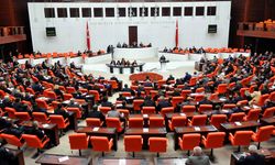 Meclis olaylı açılıyor