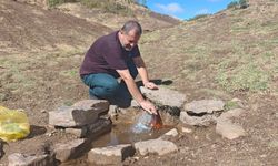 ‘Şifalı su’ için kilometrelerce yol yürüyorlar