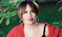 Sırrı Süreyya Önder’in Ardından Saçlarını Kazıtmıştı: Sezen Aksu’dan İlk Kare Geldi!