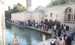 Ara tatilde Balıklıgöl'e akın ettiler