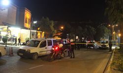 Baharatçı dükkanına silahlı saldırı: 1 ağır yaralı