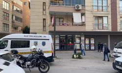 Boşandığı kadını çalıştığı markete giderek bıçakladı