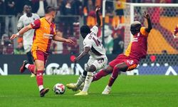 Kırmızı kartlı derbide kimse memnun olmadı