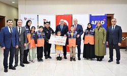 Diyarbakır’daki okullar Gazze için 24 milyon lira toplayarak AFAD'a teslim etti