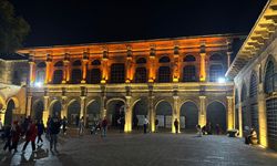 Diyarbakır Ulu Cami’de akşam büyüsü