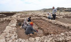 Diyarbakır'da 5 bin yıl önceki depremin enkazı ortaya çıktı