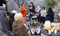 Diyarbakır’da kadınlar doğal şifa için kolları sıvadı