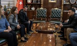 Diyarbakır’da eylemdeki işçiler Eşbaşkan Bucak’la görüştü