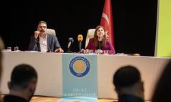 Eşbaşkanlar Diyarbakır’da üniversiteli gençlerle buluştu