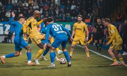 Fenerbahçe'den müthiş geri dönüş; 2-0 geriye düştüğü maçta Çaykur Rizespor'u 5-2 yendi