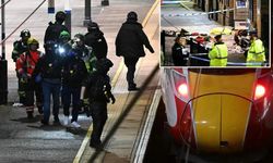 İngiltere’de trende kanlı saldırı: 9’u ağır 10 yaralı