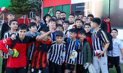 Minik yıldızlardan Amedspor’a ziyaret