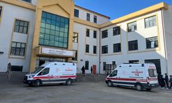 Okulda yemek yiyen 5 öğrenci zehirlendi