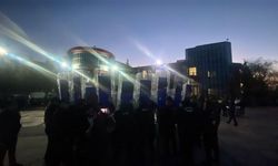 Rojin Kabaiş eylemi yapan öğrencilere polis ablukası