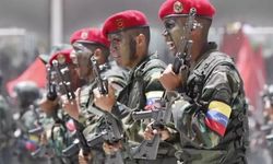 Askeri gerginlik nedeniyle Venezüella’ya uçuşlar durduruldu