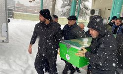 Dağkapı Meydanı’nın hafızası sustu: Ahmet Abi’ye veda