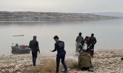 Adıyaman’da tekne alabora oldu: 5 kişiden 1’i kayıp