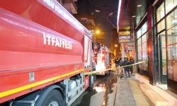 Diyarbakır’da korkutan yangın, mahalleli sokağa döküldü