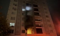 Diyarbakırlı genç evini ateşe verdi