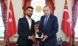 Erdoğan, Oscar ödüllü Filistinli yönetmeni kabul etti