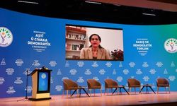 İlham Ehmed: “Ülkelerin parçalanmasından yana değiliz”