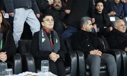 Diyarbakır stadını inleten tezahürat!