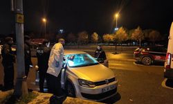 Sahilde 100 metre arayla iki şüpheli ölüm