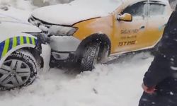 Şırnak'ta buzlanma zincirleme kazaya neden oldu