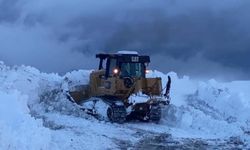 Şırnak'ta kar kalınlığı 1 metreyi geçti