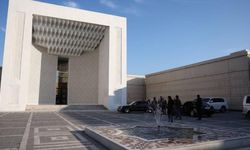 Şam'da Cumhurbaşkanlığı Sarayı etrafında silahlı sesleri