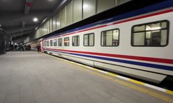 Turistik Doğu Ekspresi ilk seferine Kars’tan başladı