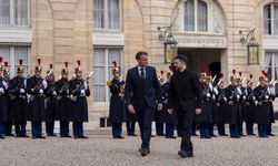 Zelenskiy, Macron ile bir araya geldi